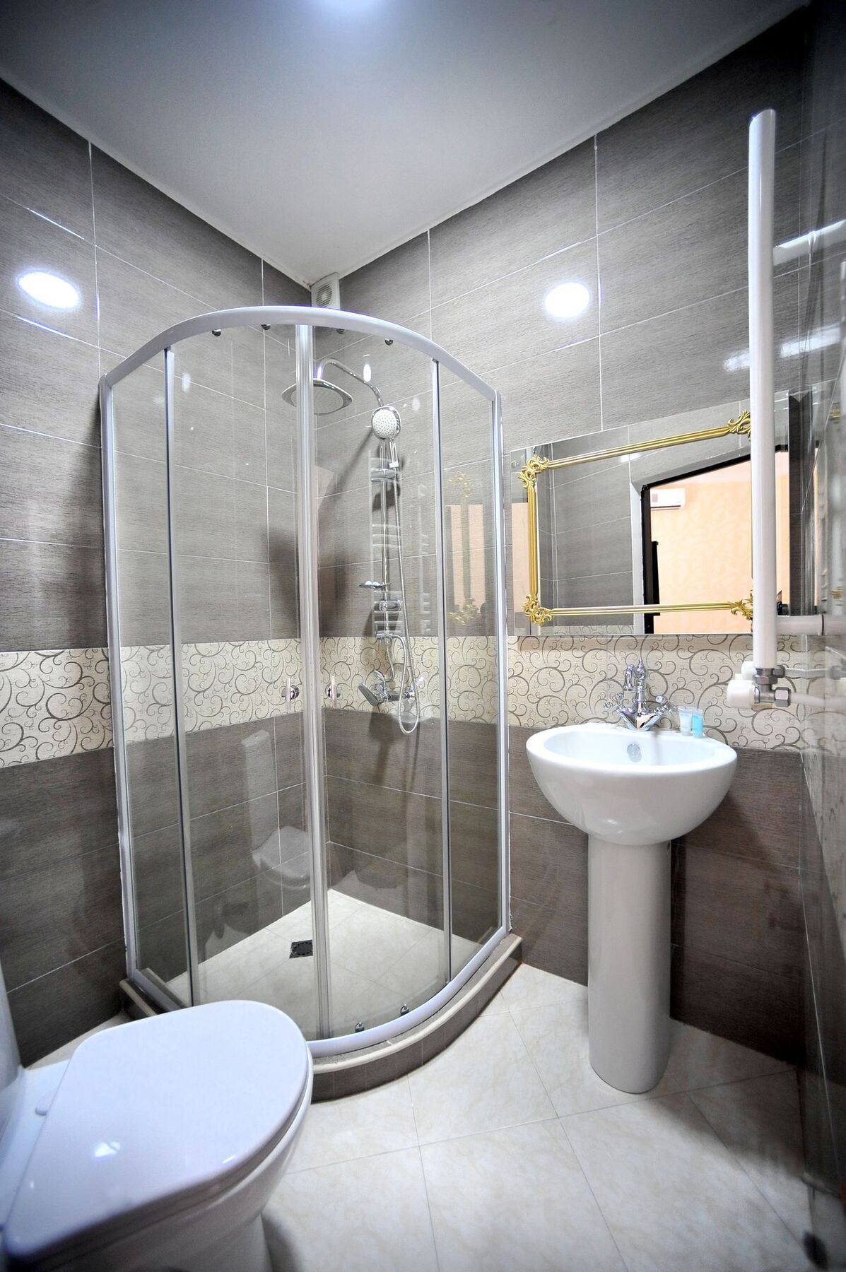 Rk Hotel Tbilisi Exterior photo
